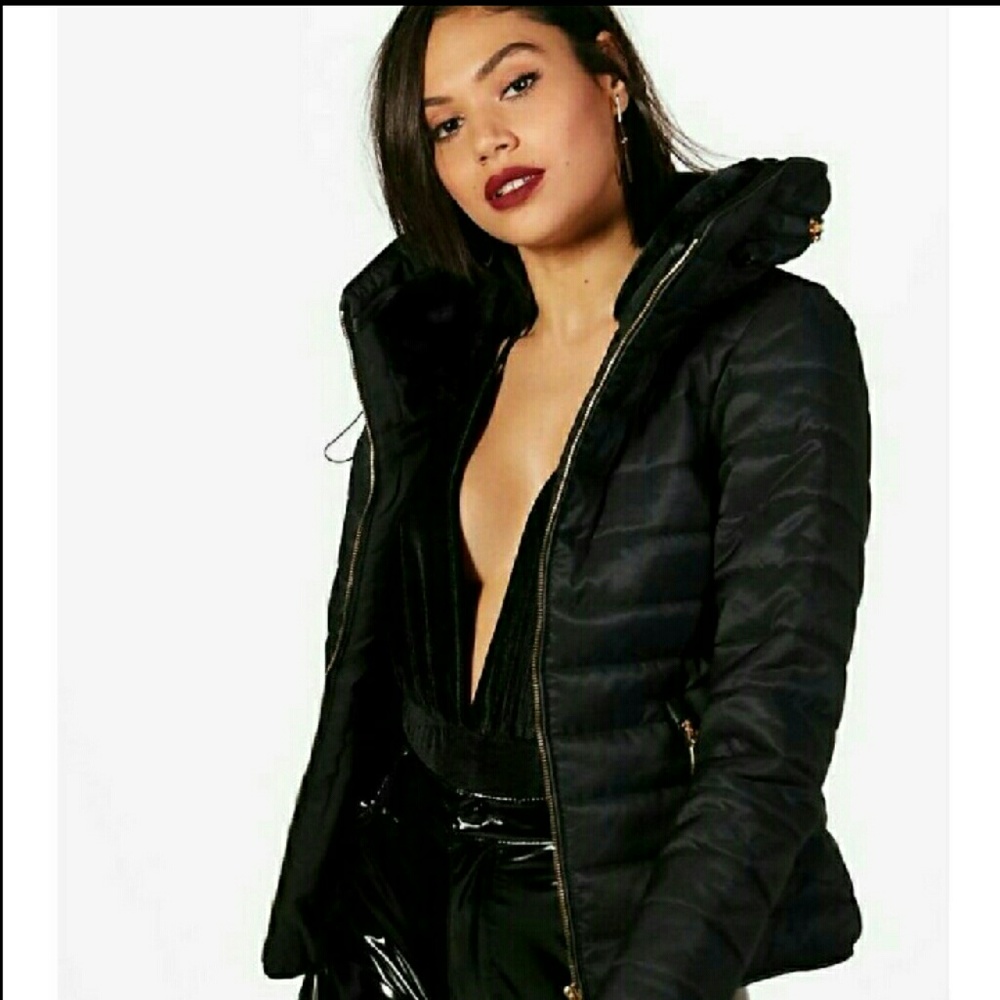 Boohoo Sara Bomber Jacket NWT